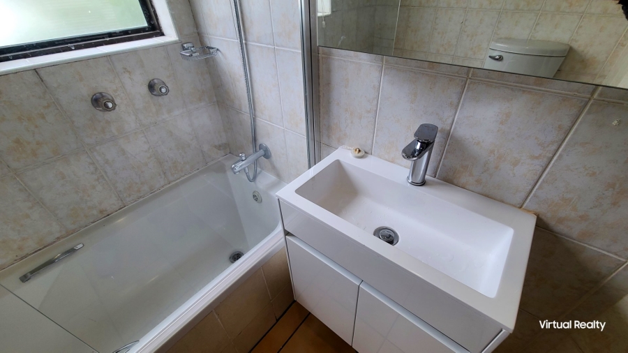 To Let 2 Bedroom Property for Rent in Parow North Western Cape